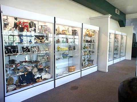 White 48" Wall Display Case MM-SC-WC4W