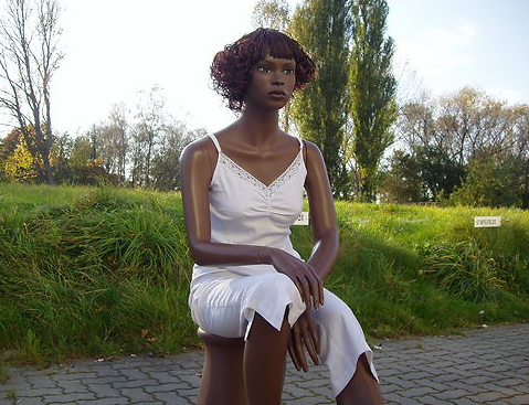 Black Female Mannequin MM-LZM2